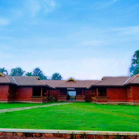 Parampara Resort Chikmagalur Kalasa Zewnętrze zdjęcie